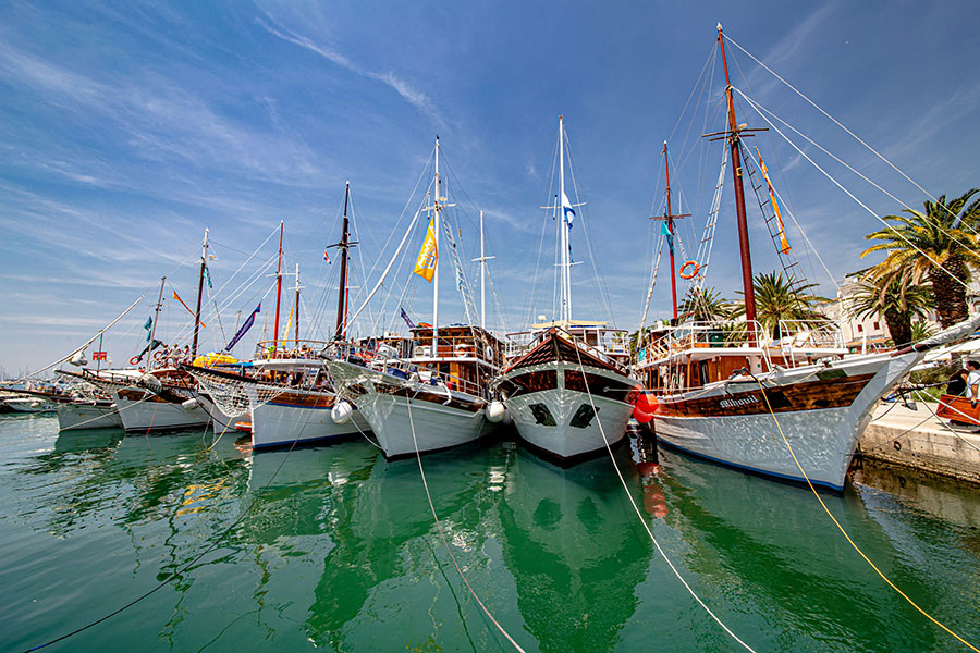 boats-on-split-harbour