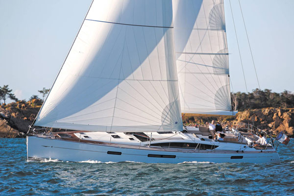Jeanneau 58 under sail