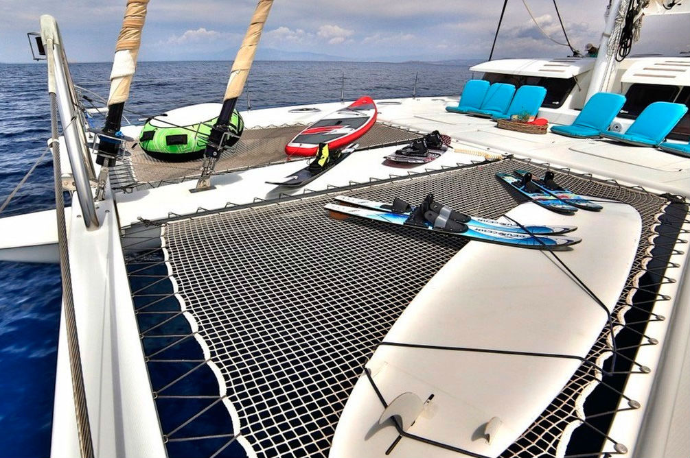 Galanthea 65 "World's End" -  Foredeck