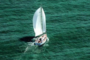 Dufour 380 Sailing