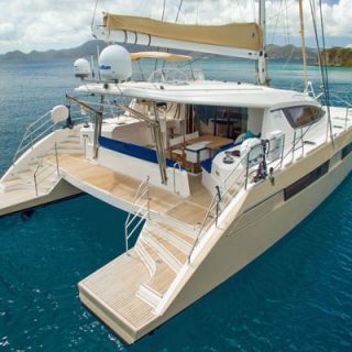  Charter bareboat in luxury on a Bali 5.4 catamaran