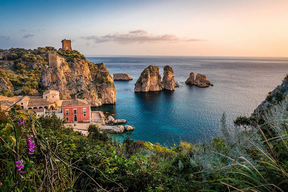 The Ultimate Way to Experience America’s Cup 2027: on an Italian Sailing Holiday