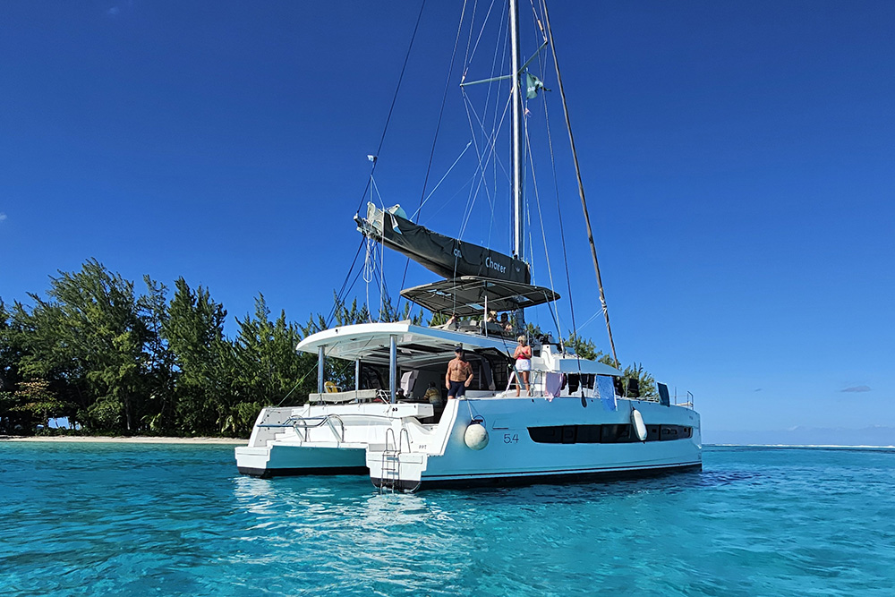 A Sailing Charter vs a Resort Stay: Comparing the Costs