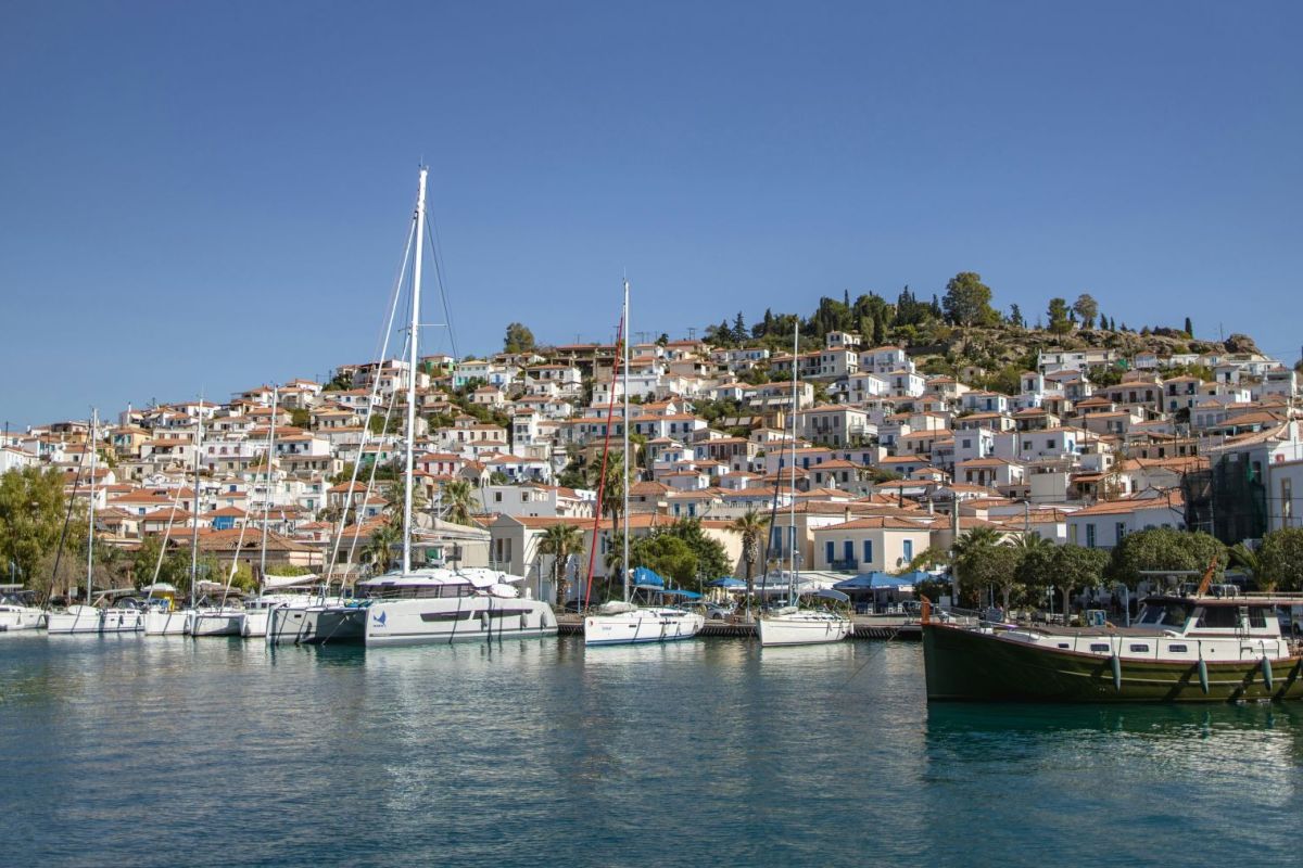 How to Choose Your Mediterranean Sailing Destination