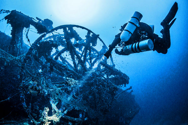 Wreck Diving in Kea