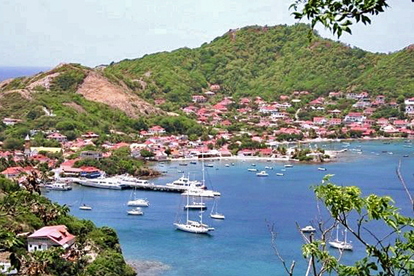 Terre de Haute, Les Saintes.