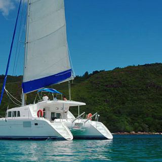 Sailing yacht Seychelles