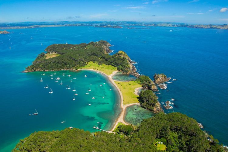 South Pacific & Oceania Yacht Charter FAQs