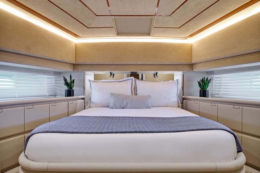 Apeiron Blue  VIP cabin