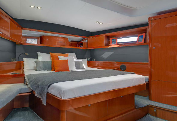 Oceanis 60 Master Cabin