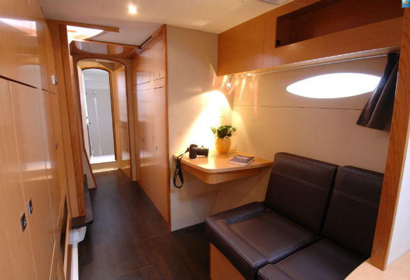 Salina 48 Cabin