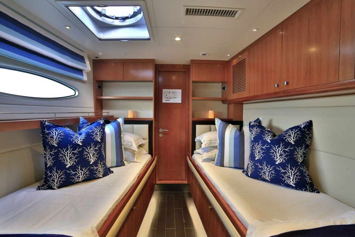 Galanthea 65 "World's End" -  Twin Cabin