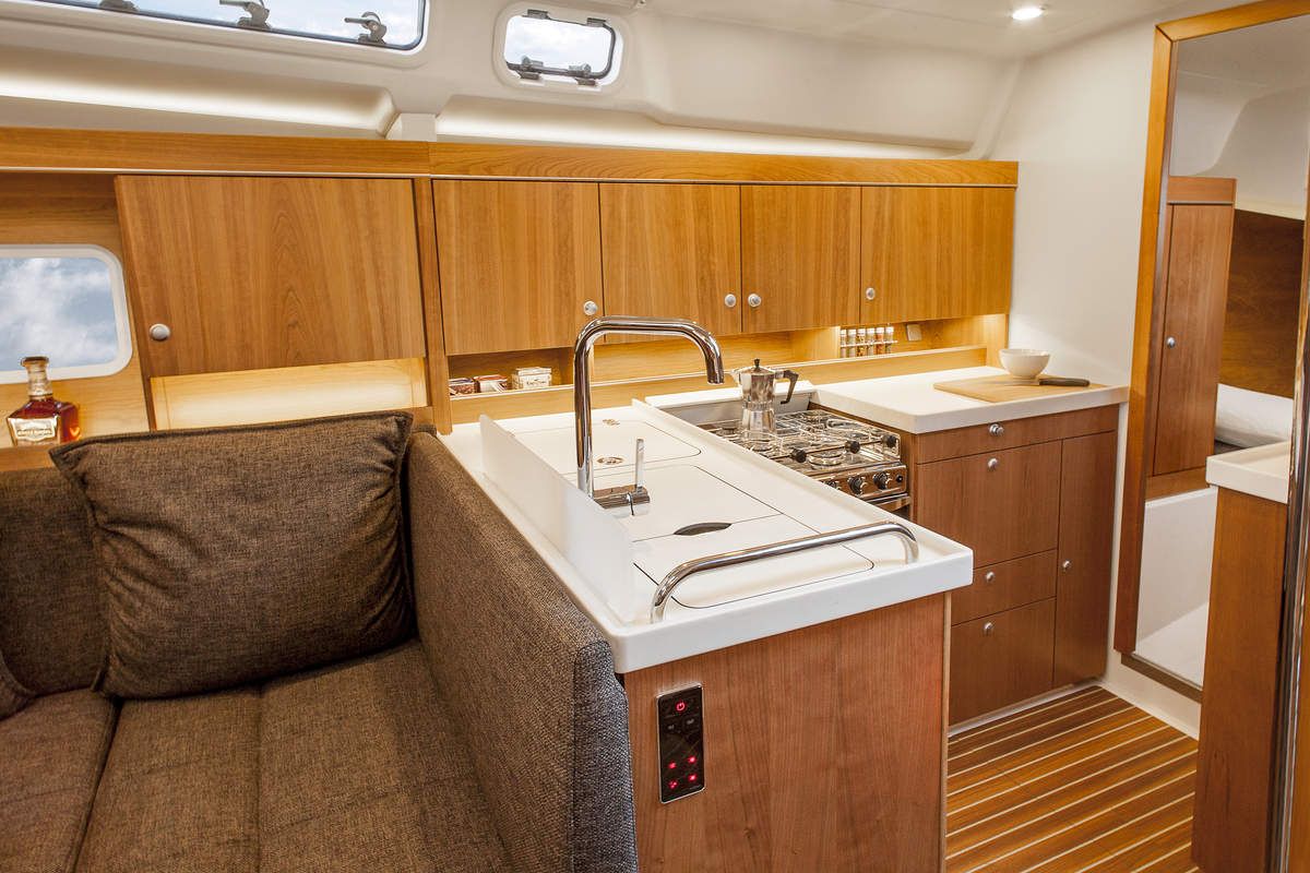 Hanse 445 Galley