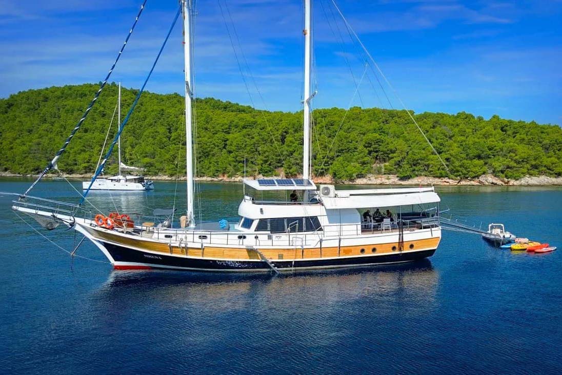 Gulet Sirena - at anchor