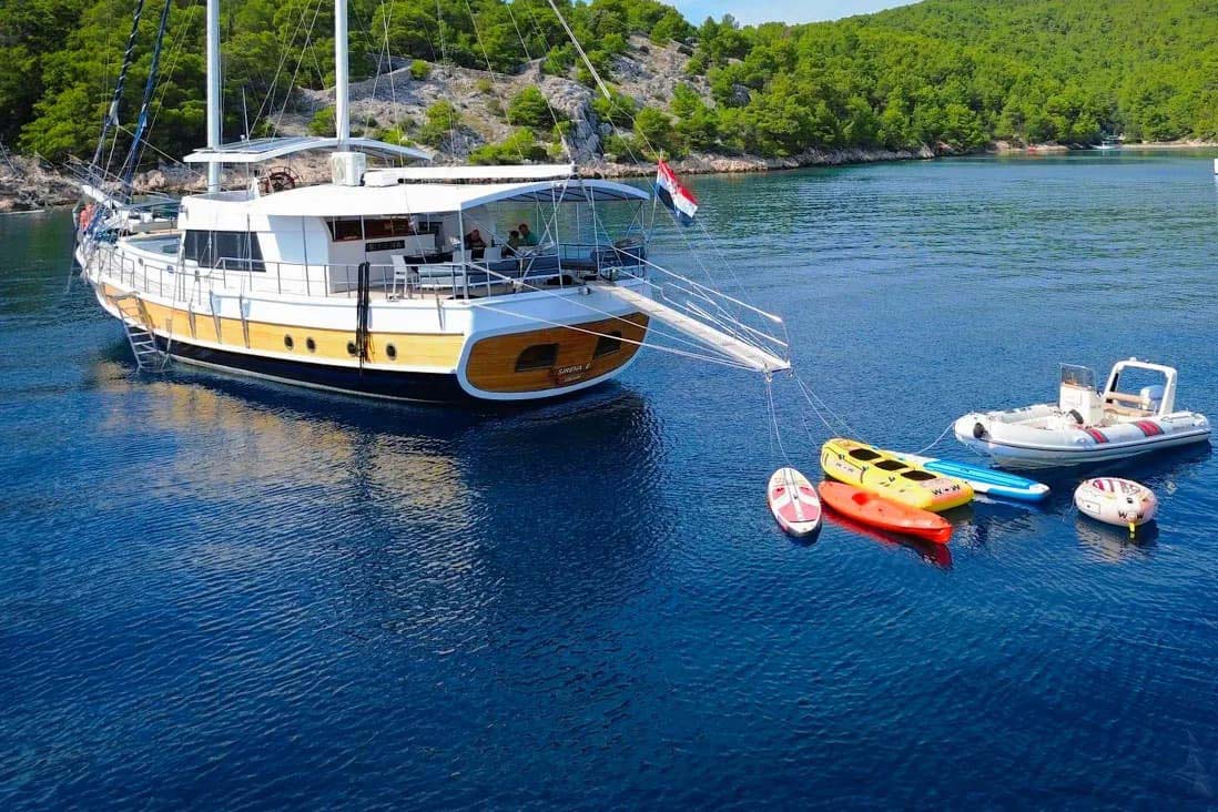 Gulet Sirena - water toys