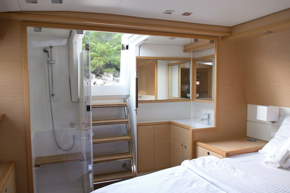 Lagoon 560 - 'Arctic Queen' - Cabin En Suite