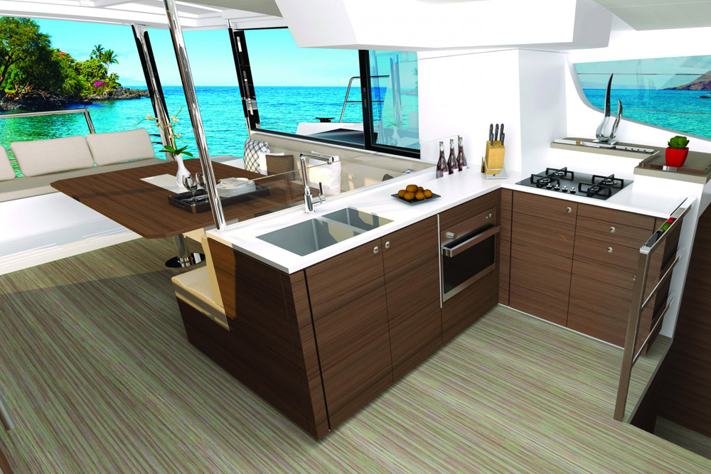 Bali 4.6 interior looking aft