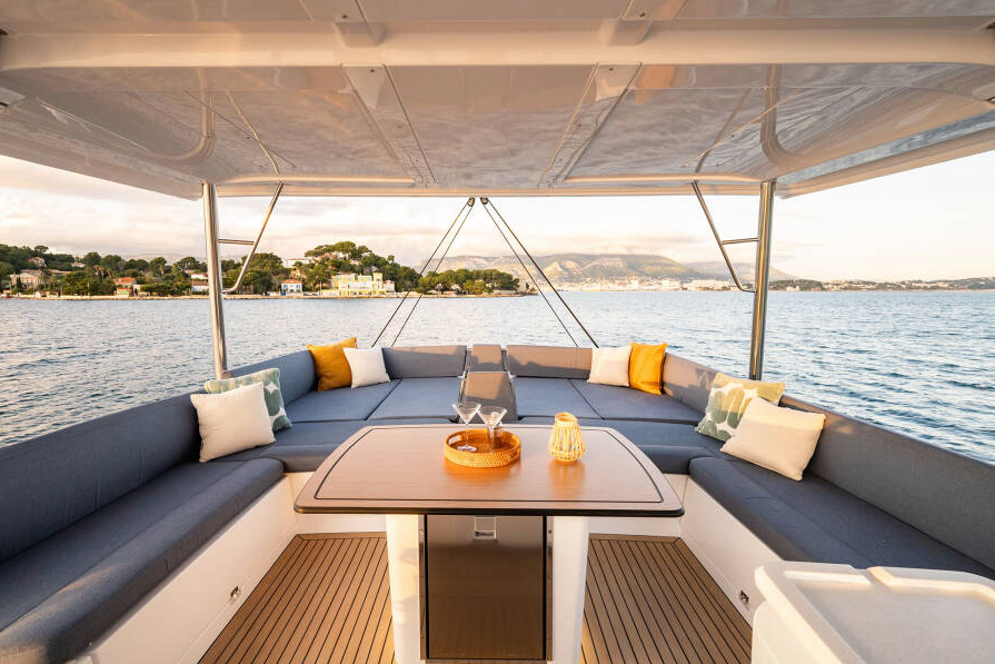 Bali-5-2-aft-flydeck