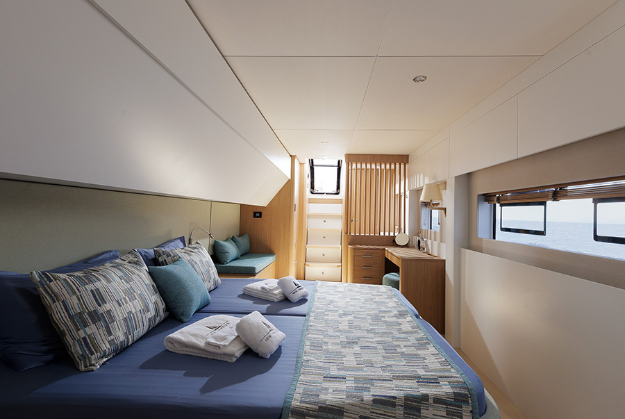 Bali 5.8  master cabin