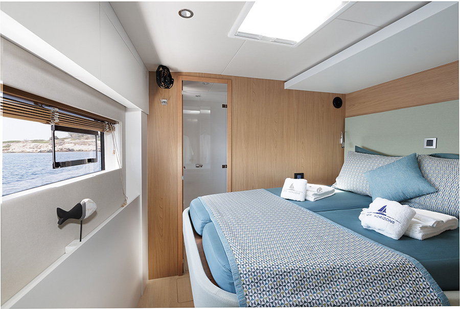 Bali 5.8 quneen cabin