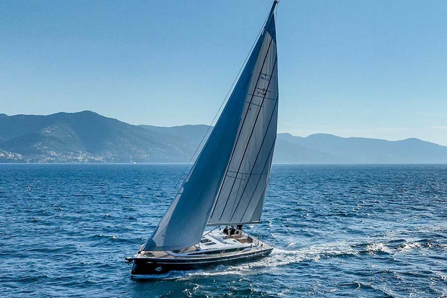 Bavaria C46 under sail