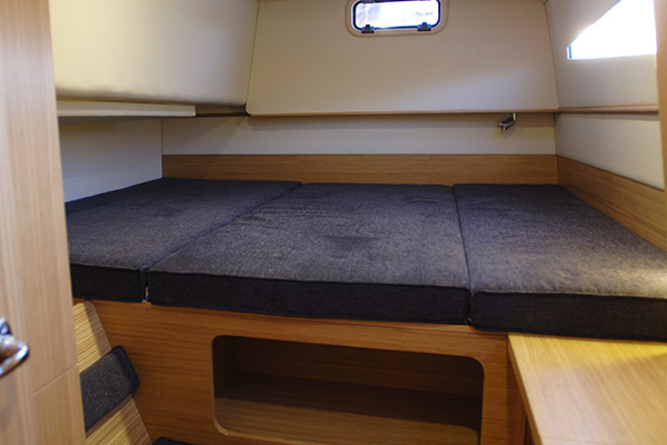 C-Cat 37 double cabin