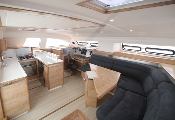 Catana 55i Saloon