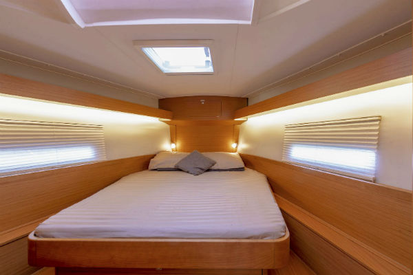 Dufour 430 Cabin