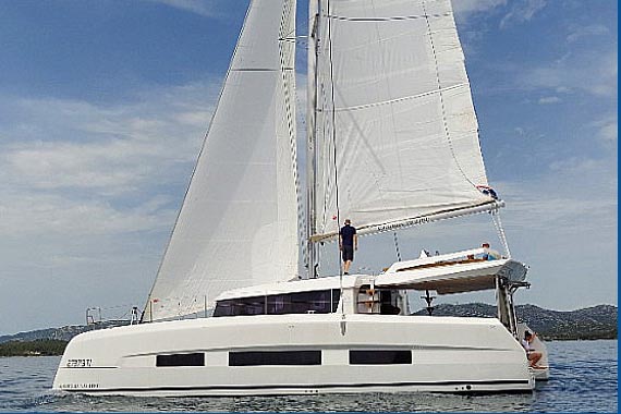 Dufour 48 cat sails up