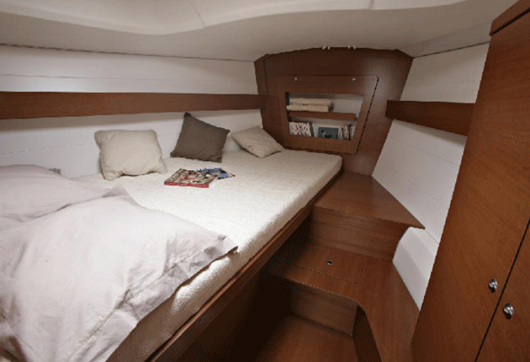 Dufour 380 Cabin