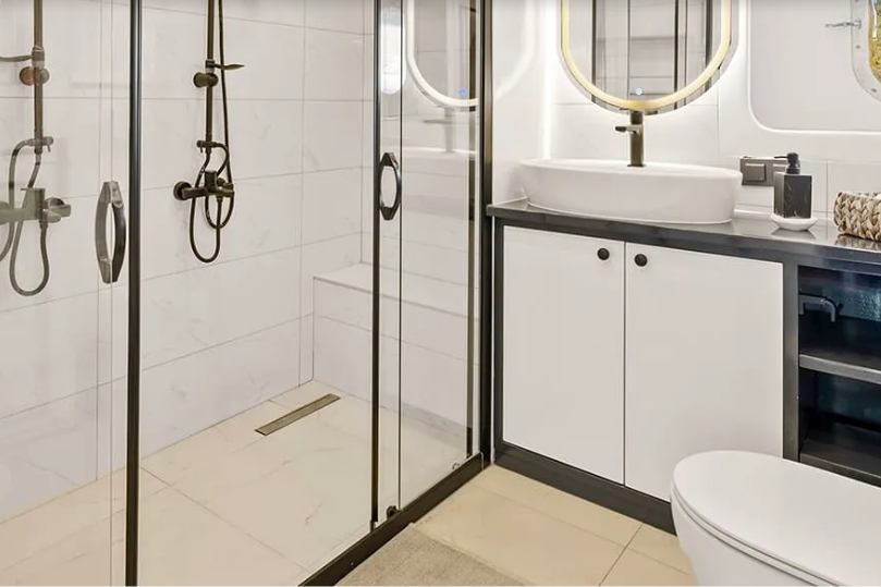 Gulet Esma Sultan bathroom