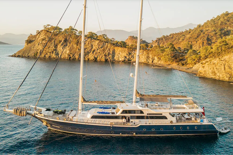 Gulet Esma Sultan at anchor