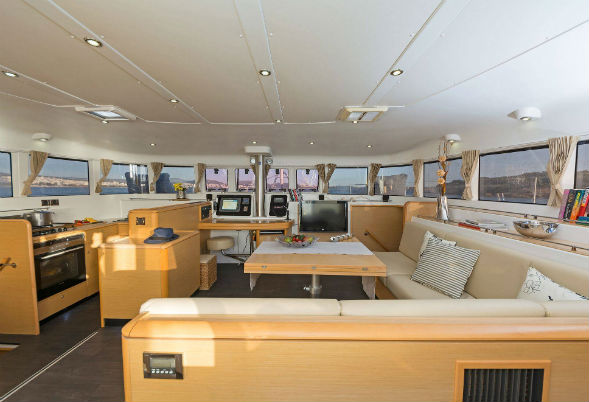 Lagoon 500 - Idea- Saloon