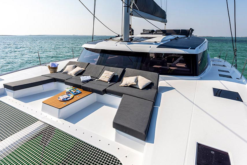 FP Aura 51 foredeck