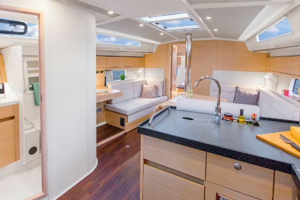 Hanse 418 Galley