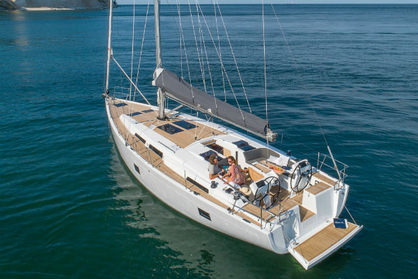 Hanse 458  