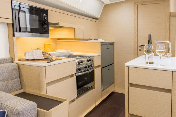 Hanse 548 Saloon Galley