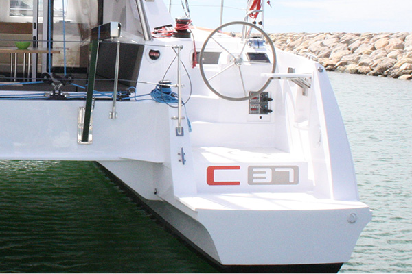 C-Cat 37 stern