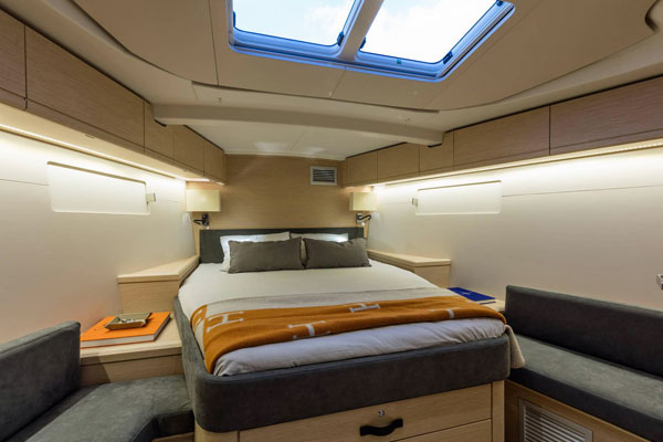 Jeanneau 51 double cabin