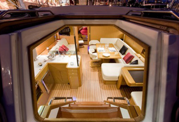 Jeanneau 53 Interior