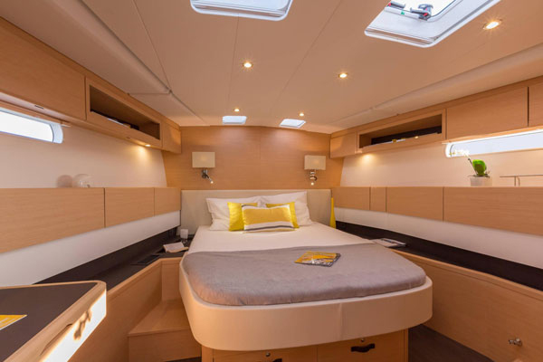 Jeanneau 58 double cabin