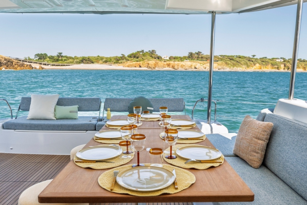 Lagoon 47 aft deck