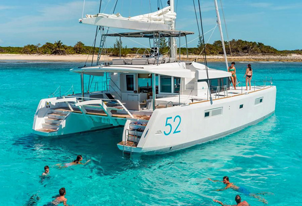 Lagoon 52 