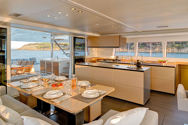 Lagoon 620 lounge galley