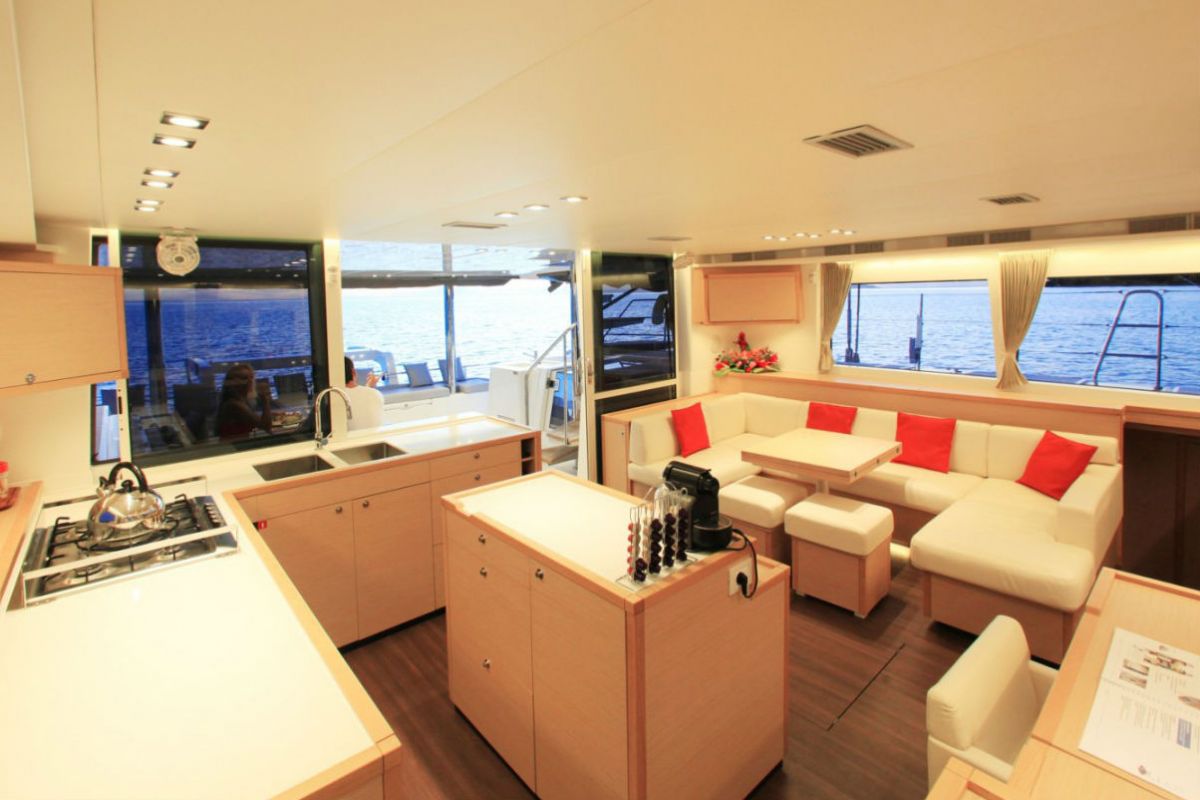 Lagoon 560 - 'Senso' - Saloon