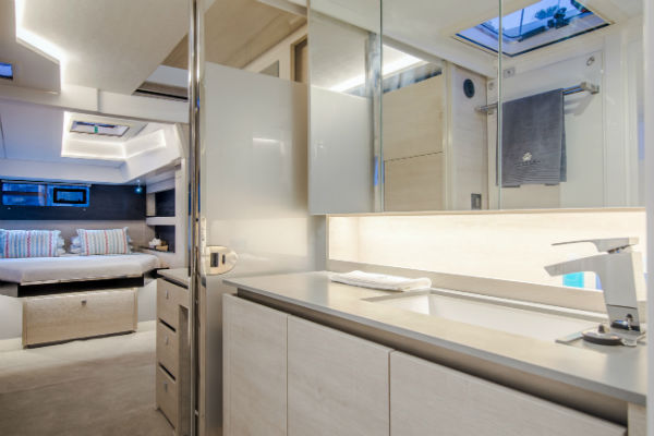 Leopard 50 Ensuite