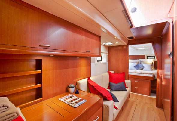 Leopard 48 Master Cabin