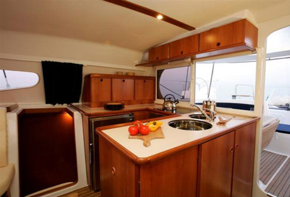 Nautitech 44 Galley