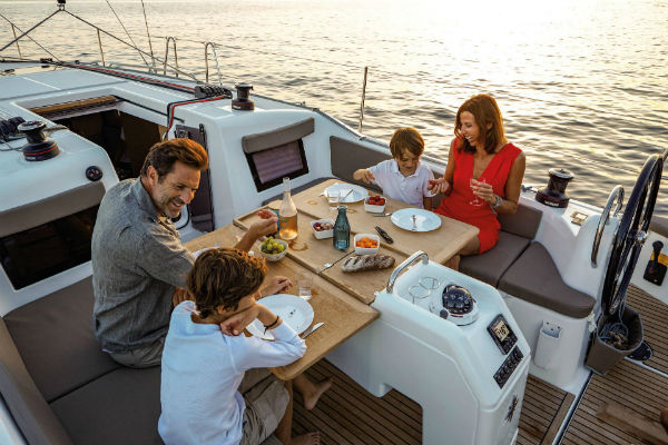 Sun Odyssey 410 Aft Dining