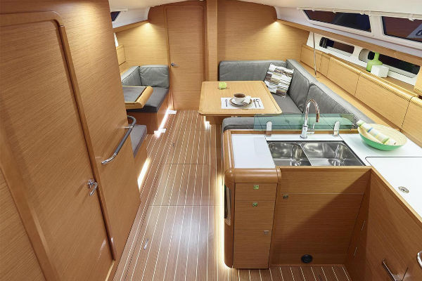 Sun Odyssey 419 Saloon